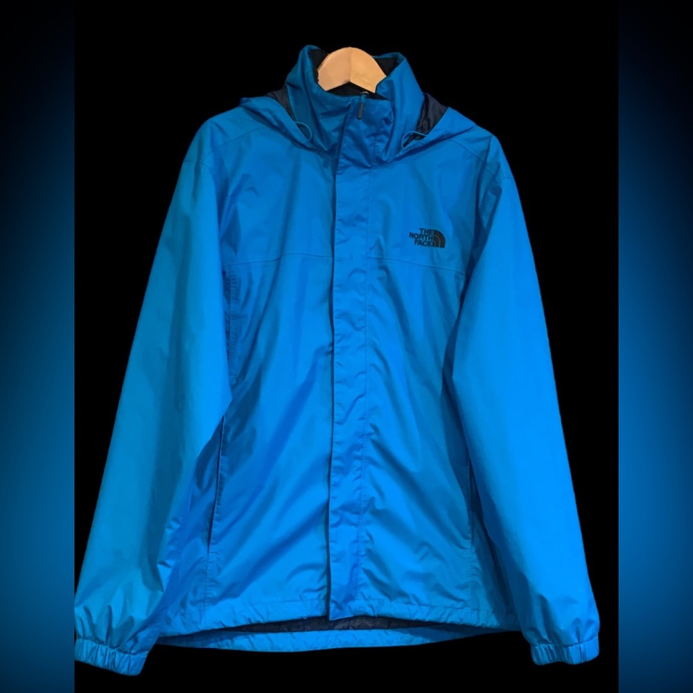 💯 THE NORTH FACE Men's Resolve 2 Waterproof Hooded Rain Jacket 🌧️